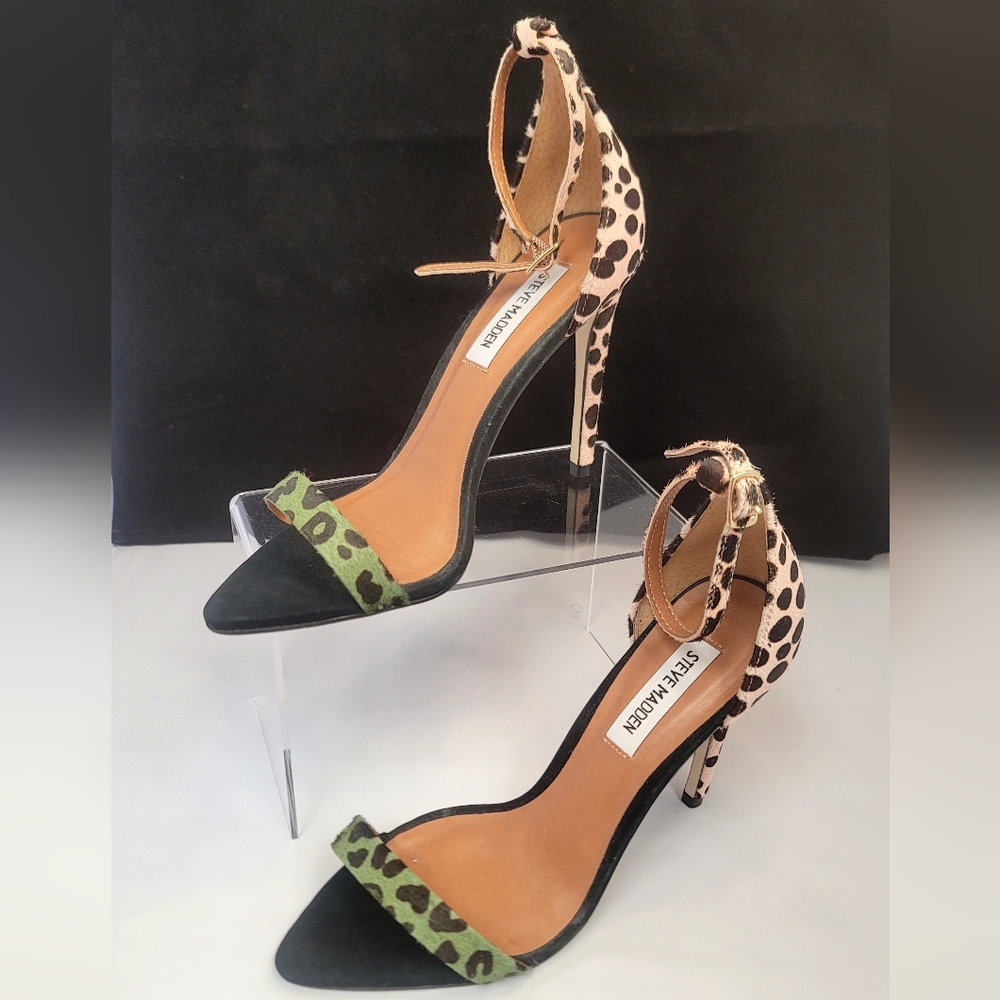 Steve Madden Black and Green Leopard Heels